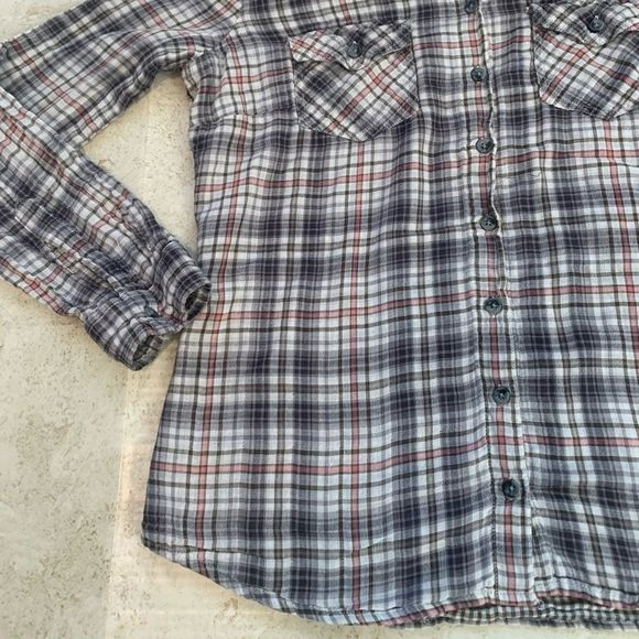 Denver Hayes | Vintage Plaid Button Up Top - Picture 2 of 3